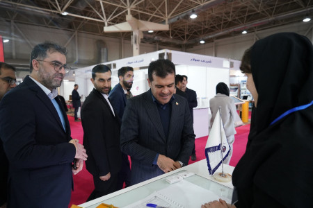 بازدید جناب آقای دکتر افشین معاون محترم علمی، فناوری و اقتصاد دانش بنیان ریاست جمهوری از پاویون شبکه آزمایشگاهی کشور در سیزدهمین نمایشگاه تجهیزات «ایران‌ساخت»