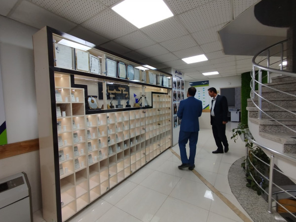 بازدید از مجموعه آزمایشگاه های شرکت معیار دانش پارس