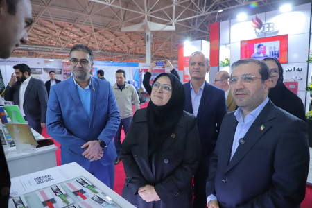 بازدید سرکار خانم دکتر انصاری معاون محترم رئیس جمهور و رئیس سازمان ملی استاندارد از پاویون شبکه آزمایشگاهی کشور در سیزدهمین نمایشگاه تجهیزات «ایران‌ساخت»