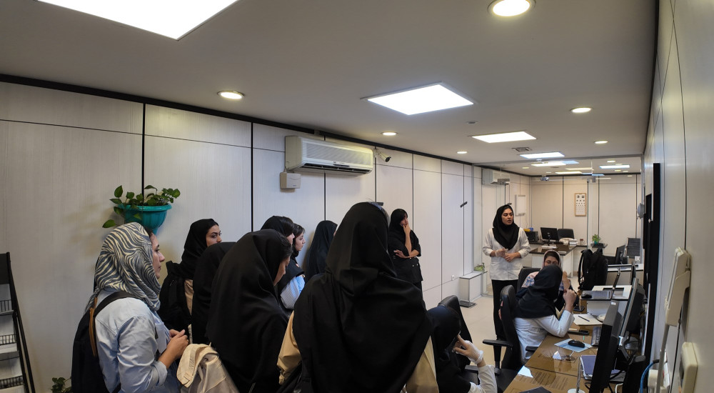 بازدید از آزمایشگاه ملی نقشه برداری مغز