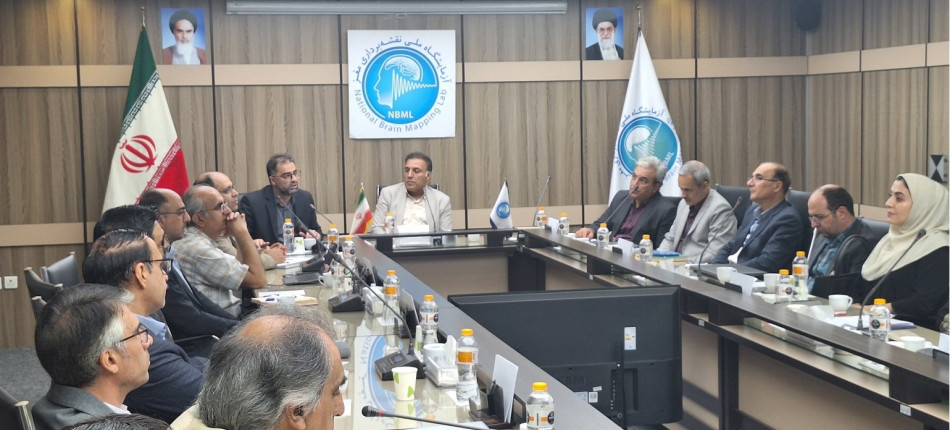 جناب آقای دکتر یونسیان مدیر شبکه آزمایشگاهی کشور