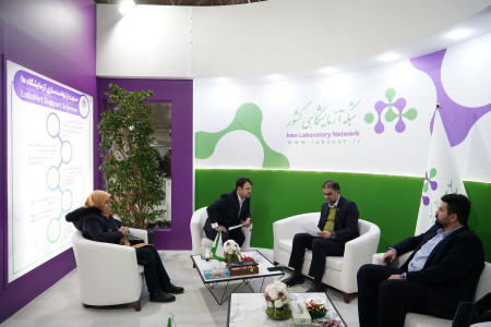 پاویون شبکه آزمایشگاهی کشور در سیزدهمین نمایشگاه تجهیزات «ایران‌ساخت» - روز دوم