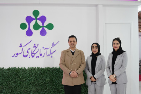 تصاویر یادگاری نمایندگان مراکز آزمایشگاهی عضو حاضر