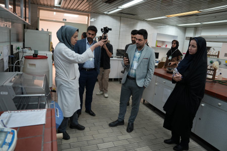 بازدید معلمین علوم تجربی پایه ابتدایی و مربیان پژوهش‌سراهای دانش‌آموزی از ظرفیت های آزمایشگاهی مستقر در سازمان پژوهش های علمی و صنعتی ایران