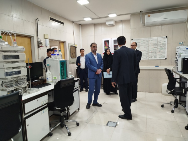 بازدید از مجموعه آزمایشگاه های شرکت معیار دانش پارس