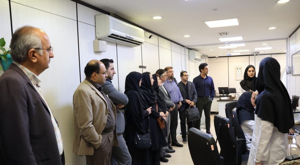 بازدید از آزمایشگاه ملی نقشه برداری مغز