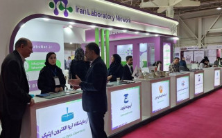 بازدید مدیر شبکه آزمایشگاهی کشور از پاویون شبکه در نمایشگاه ایرانساخت