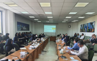 برگزاری کارگاه تخصصی میکروسکوپ نیروی اتمی در دانشگاه شیراز