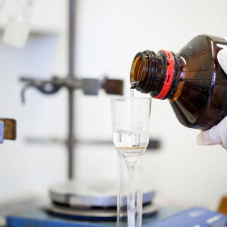 برگزاری کارگاه تخصصی محلول‌سازی در پرهام آزمون جنوب