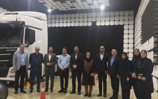 توسعه همکاری‌های شبکه آزمایشگاهی و مرکز تحقیقات انفورماتیک ایران