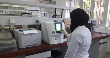 همگن‌سازی دقیق نمونه‌ها در مؤسسه پژوهشی علوم و صنایع غذایی