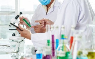 برگزاری دوره آموزشی شناسایی و تعیین مقدار عامل‌های میکروبی، فیزیکی و شیمیایی در آزمایشگاه آب و فاضلاب